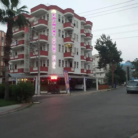 Cozmina Apart Appart hôtel *